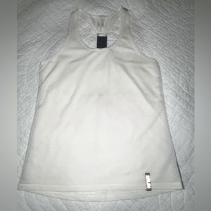 UNDER ARMOUR White Drifit Tank Waffle Weave Gray Stitching